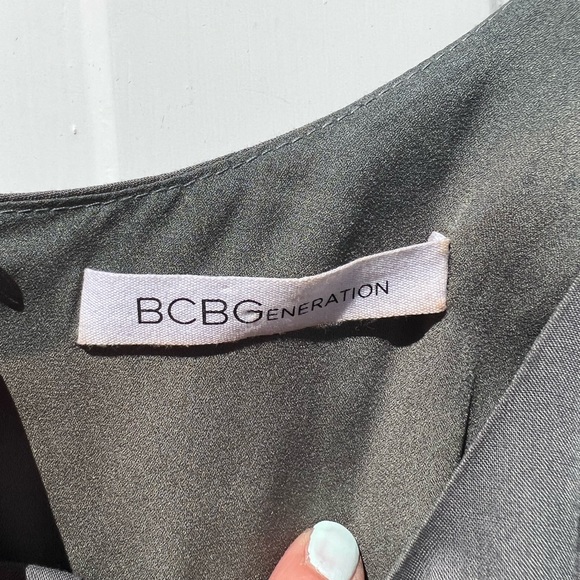 Medium dress - Picture 2 of 2